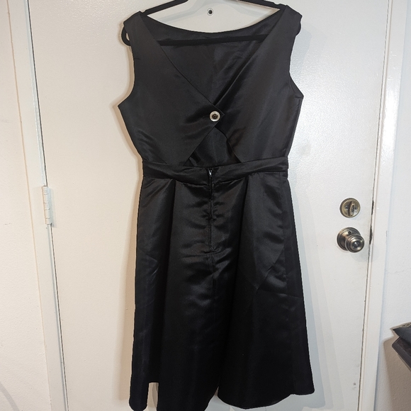Tea length Black satin Queen of Heartz Dress 2XL - Picture 6 of 12